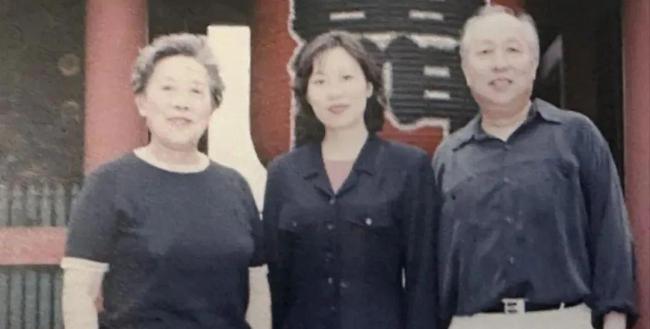学生买房给教授养老其家属却霸占房产 师生情深引发房产争议